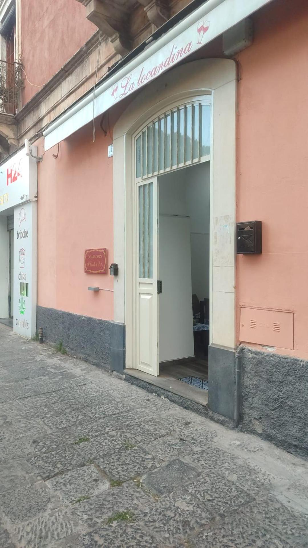 Il Castello Di Patty Apartman Catania Kültér fotó
