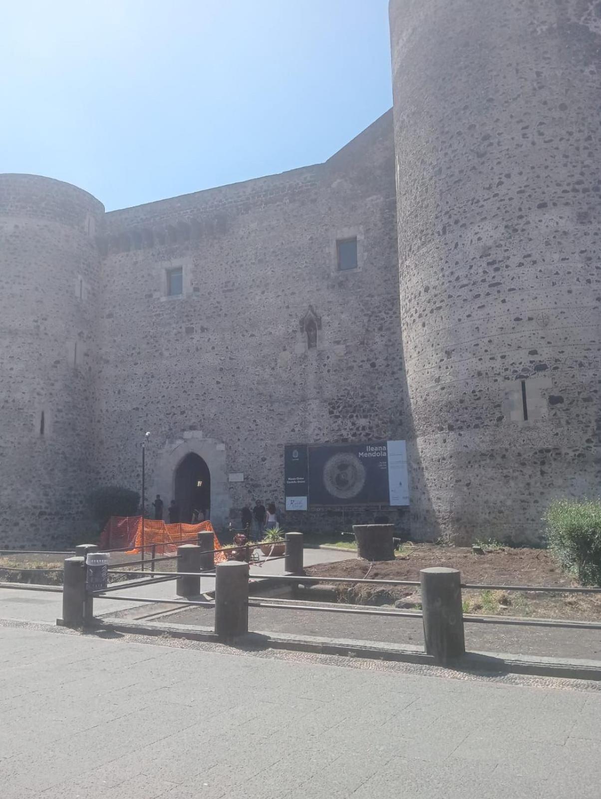 Il Castello Di Patty Apartman Catania Kültér fotó