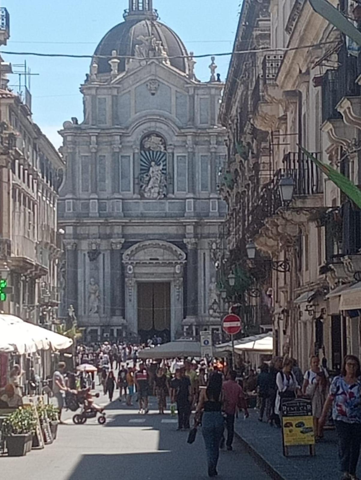 Il Castello Di Patty Apartman Catania Kültér fotó